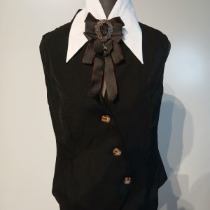 39 Bow with brooch & faux white collar